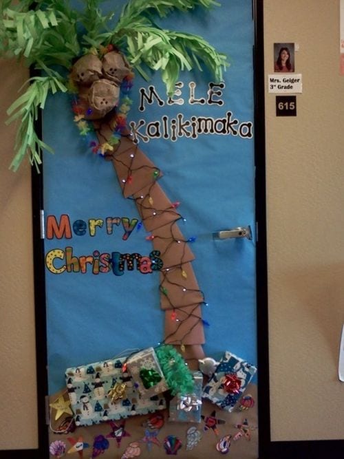 Winter Classroom Doors: Palm Tree A winter themed door is decorated with a palm tree.