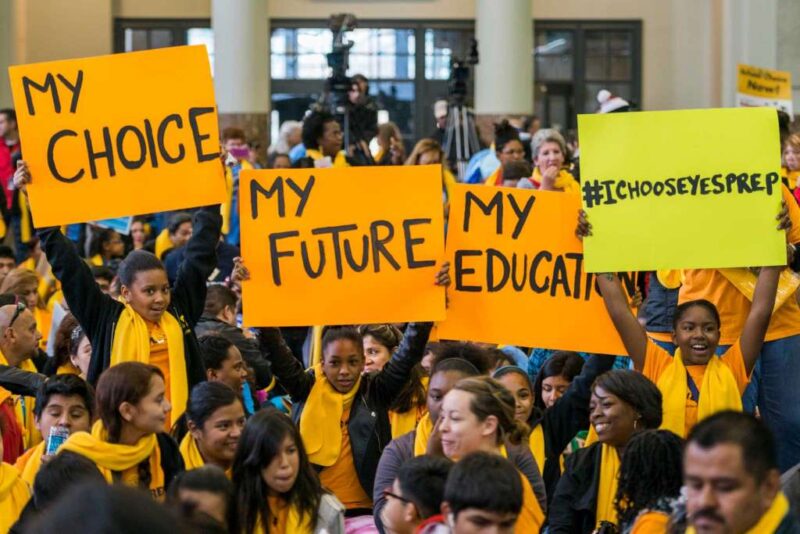 school-choice-pro school choice supporters at a rally