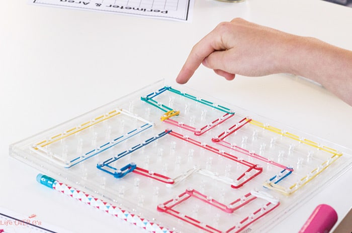 geoboards-area example of how to use geoboards to show students area and perimeter