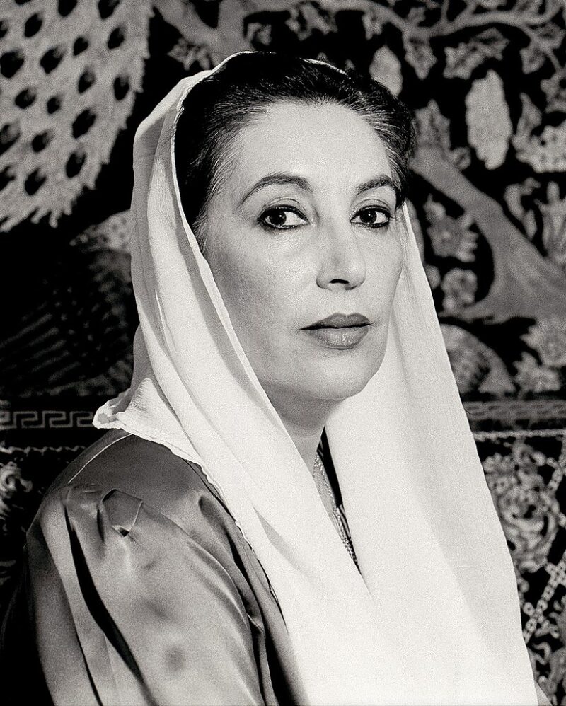 Famous Women in History Benazir Bhutto, Dubai 2006, on the list of famous women in history.