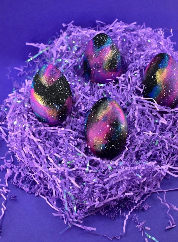 galaxy-eggs purple galaxy eggs that are painted for a plastic egg activity