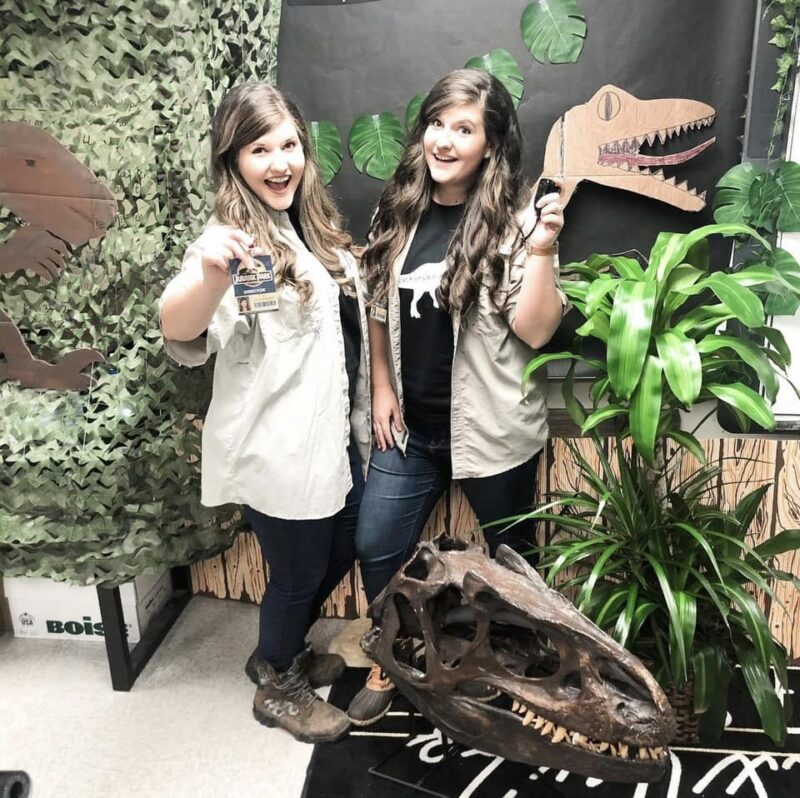 Co-Teachers Co-teachers in a Jurassic World themed classroom.- differentiated instruction strategies