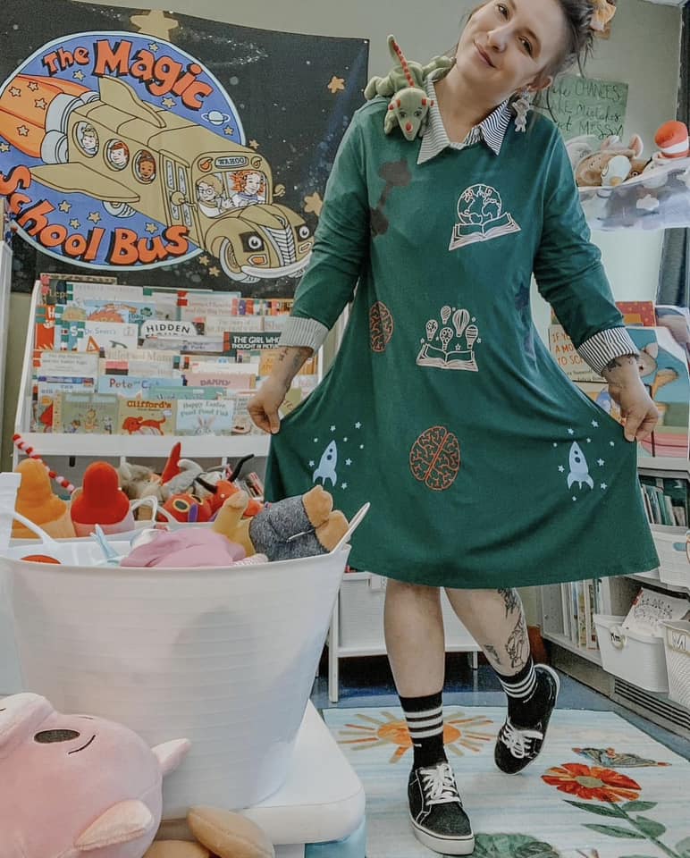 Halloween Costumes: Ms. Frizzle Teacher dressed as the character Ms. Frizzle for Halloween