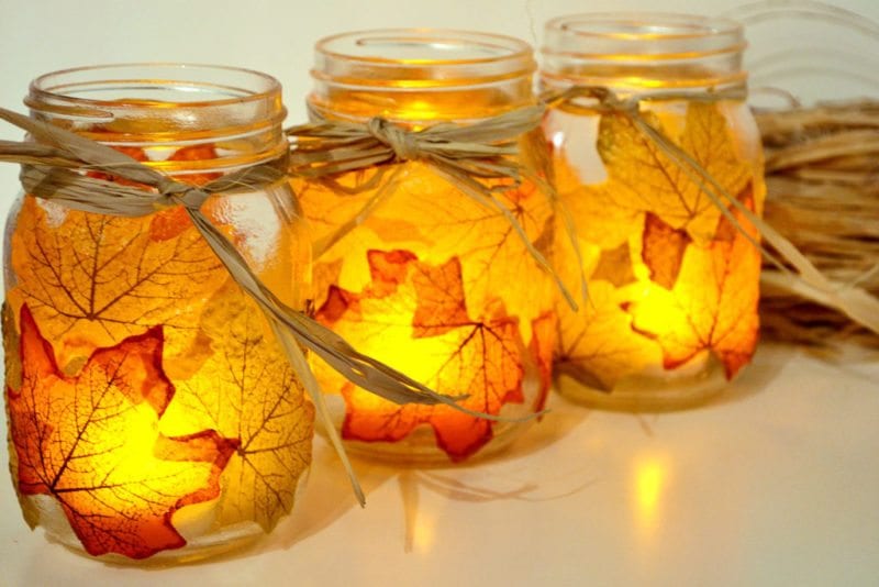 autumn-leaf-mason-jar-lanterns Glowing lanterns made from mason jars and leaves