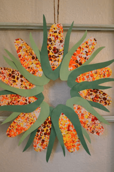 bubble-wrap-corn-wreath Colorful paper ears of corn circle up to make a cute wreath