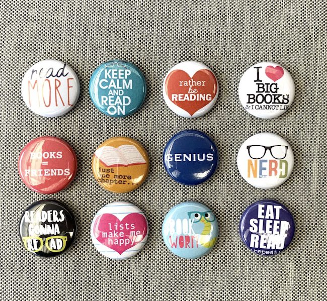 book-lover-pins Buttons with phrases about loving to read