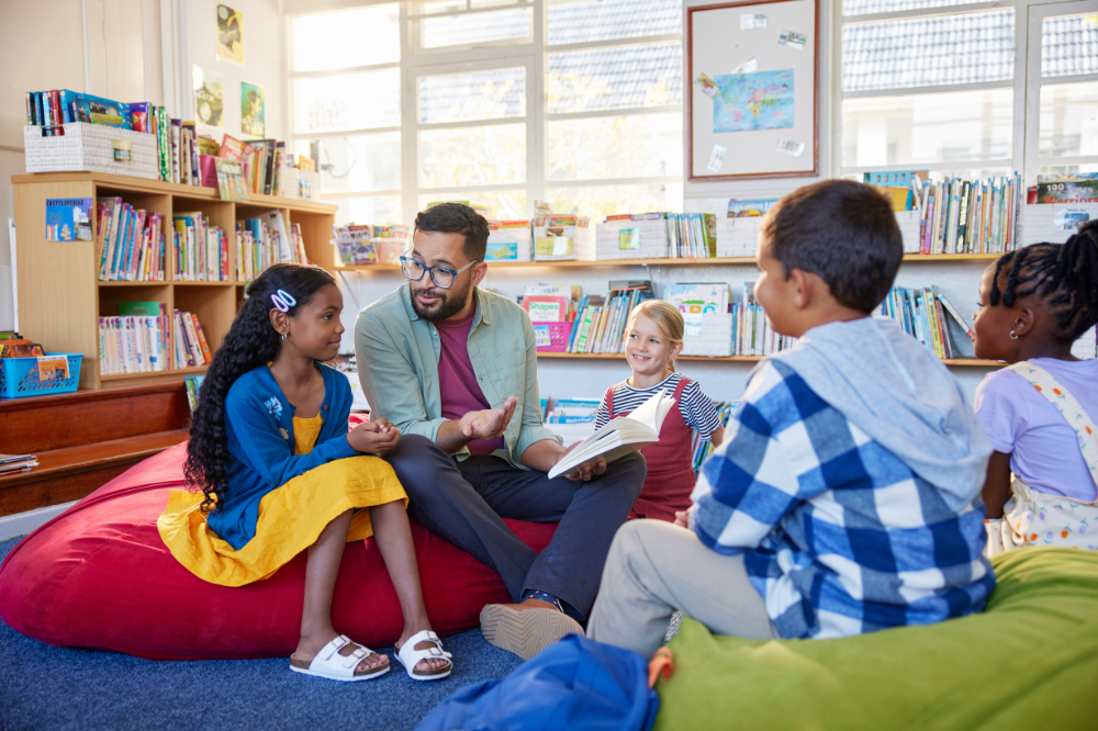 Free phonics courses for teachers aim to boost literacy outcomes