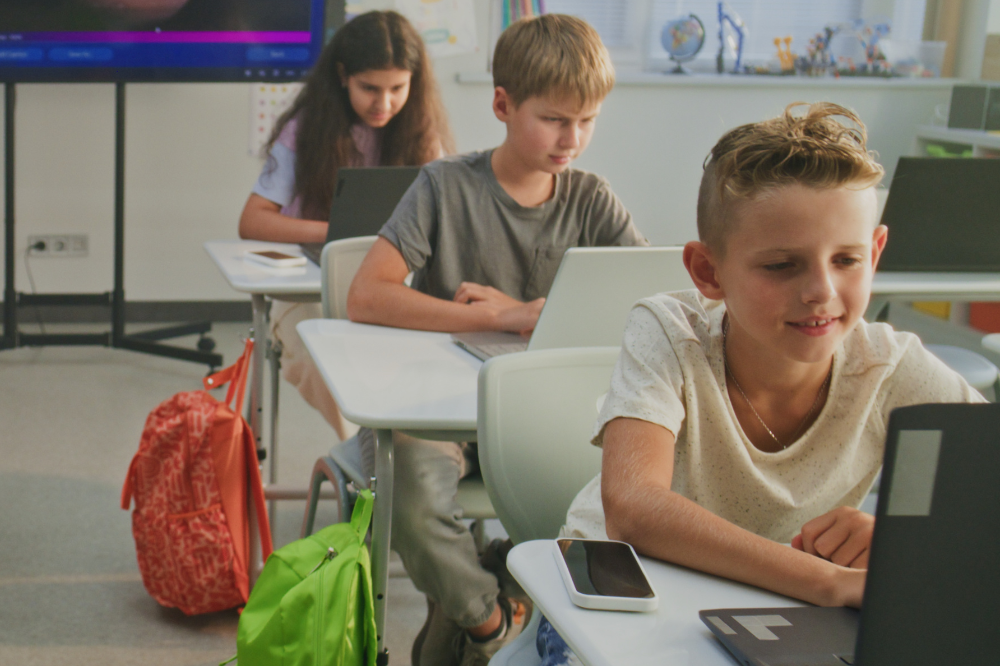 Mount Lockyer teacher wins award for Noongar coding