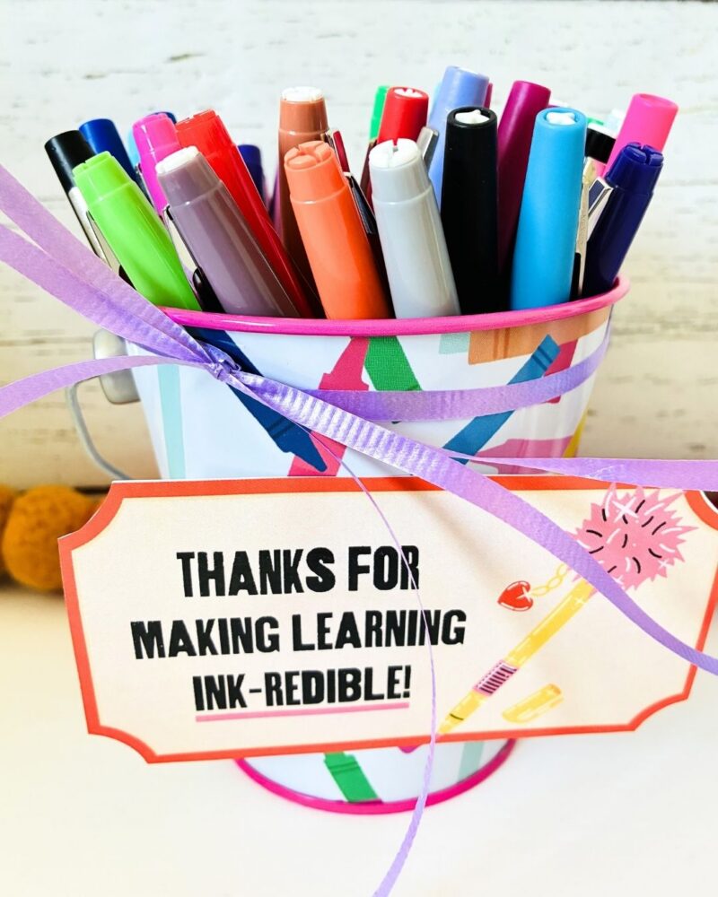 an image of a teacher gift with a gift tag for teachers printable: flair pens